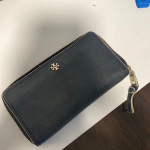 Tory Burch wallet